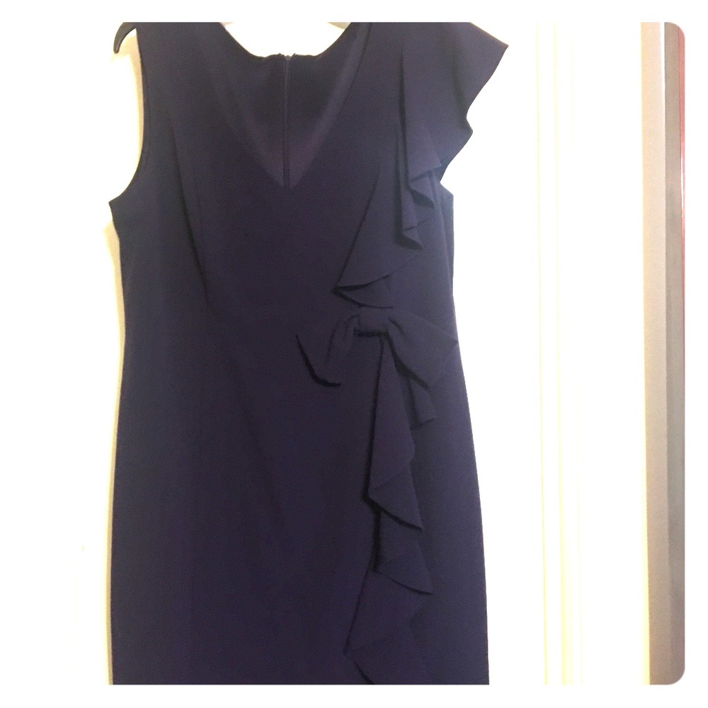 Beautiful Plum sleeveless dress with a pretty bow